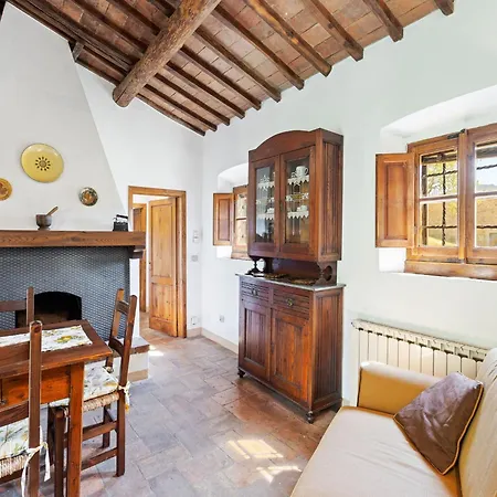 Elegant 2-bedroom In Tuscan *