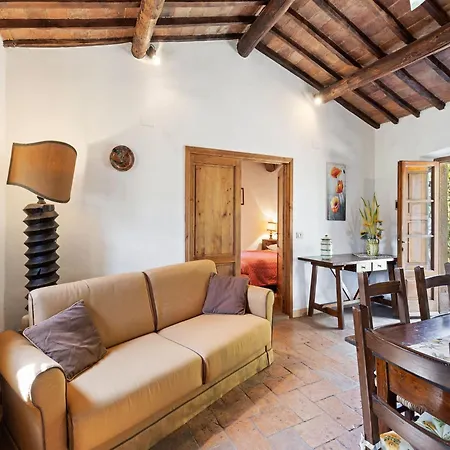 Elegant 2-bedroom In Tuscan Cortona