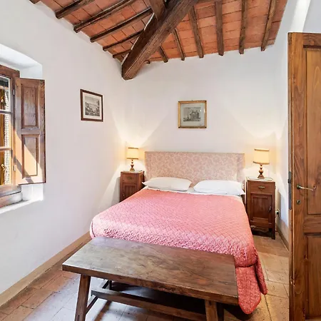 Elegant 2-bedroom In Tuscan Cortona