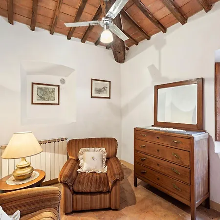 Elegant 2-bedroom In Tuscan Cortona