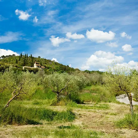 Elegant 2-bedroom In Tuscan Cortona