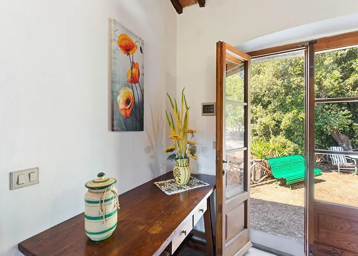 Holiday home Elegant 2-bedroom In Tuscan *