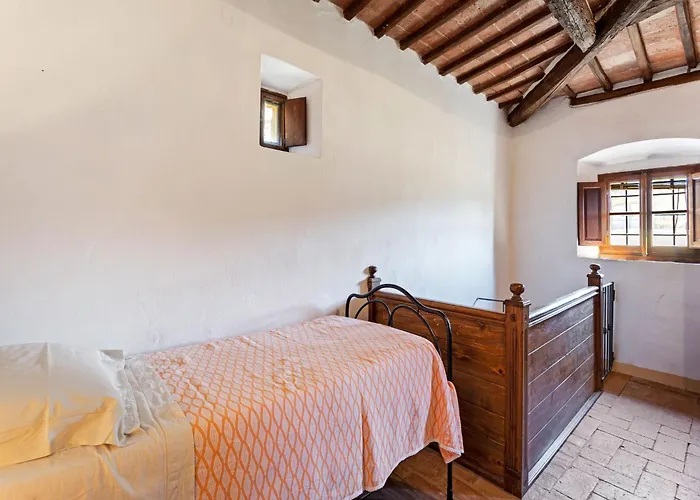 Elegant 2-bedroom In Tuscan Holiday home Cortona