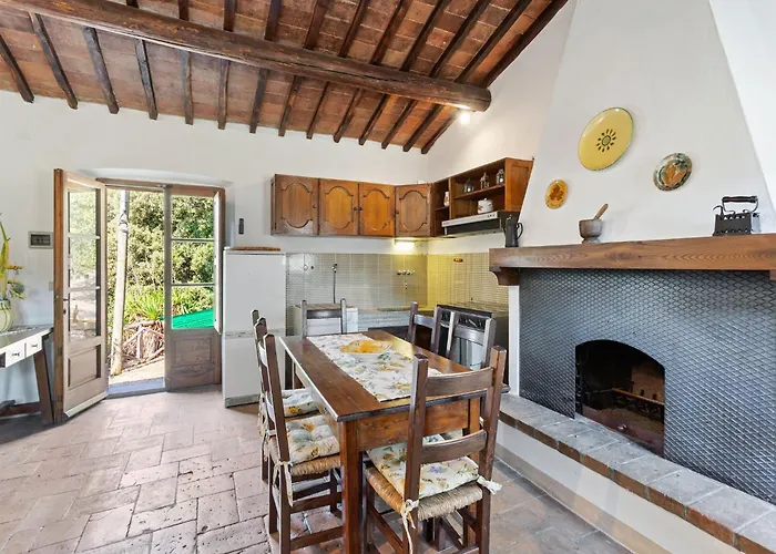 Elegant 2-bedroom In Tuscan Prázdninový dům