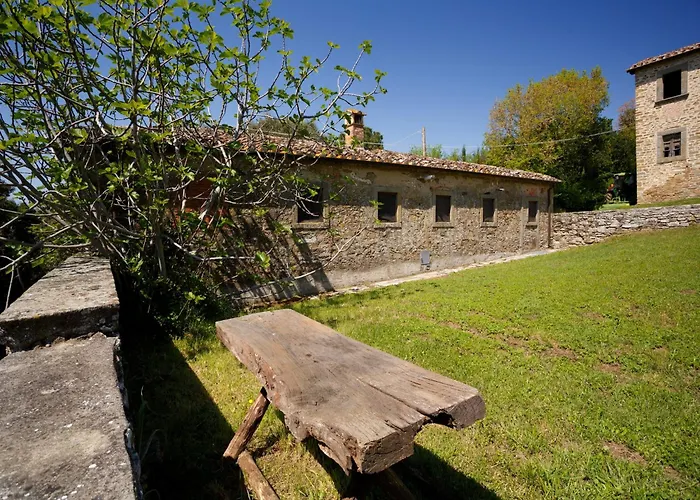 Elegant 2-bedroom In Tuscan Holiday home *