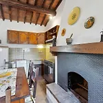 Ferienhaus Elegant 2-bedroom In Tuscan Cortona