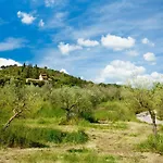 Elegant 2-bedroom In Tuscan Cortona