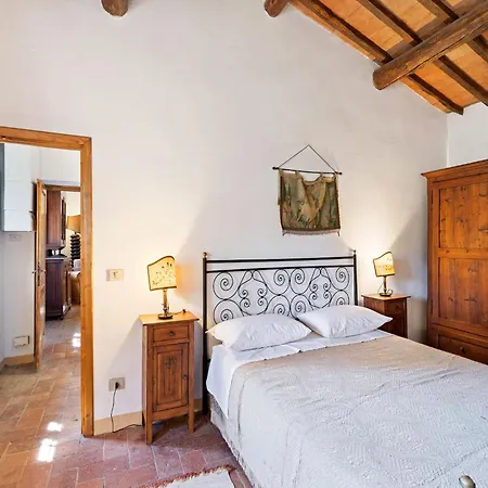 Elegant 2-bedroom In Tuscan Ferienhaus *