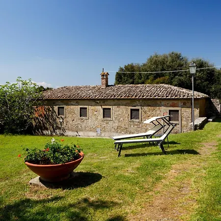 Elegant 2-bedroom In Tuscan Ferienhaus *